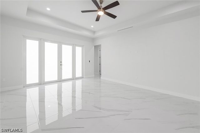121 NE 8th TER, Cape Coral, FL 33909