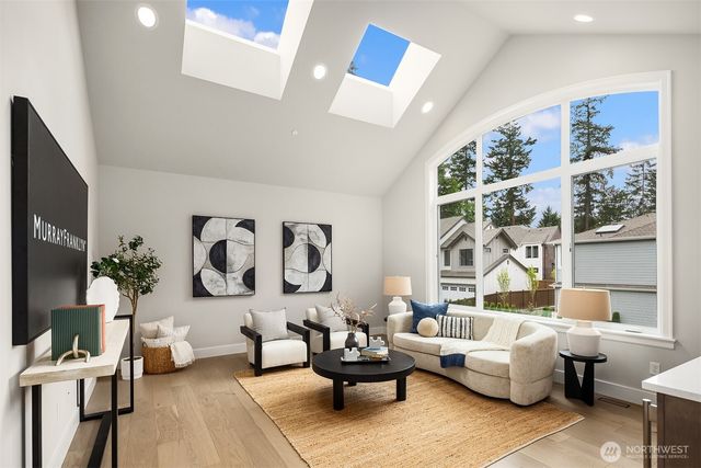 1555 158th Court SE, Bellevue, WA 98008