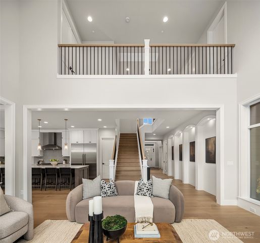 1555 158th Court SE, Bellevue, WA 98008