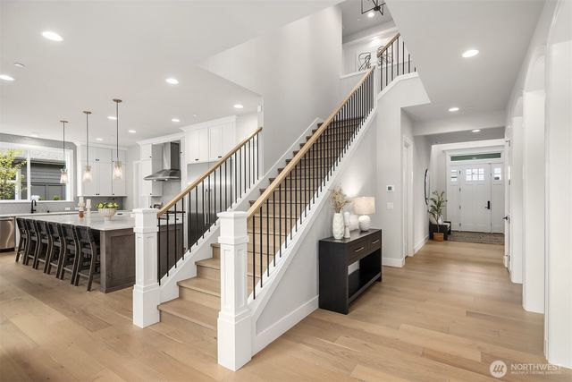 1555 158th Court SE, Bellevue, WA 98008