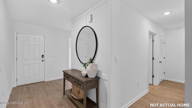 12119 YEW TREE Road, Jacksonville, FL 32218