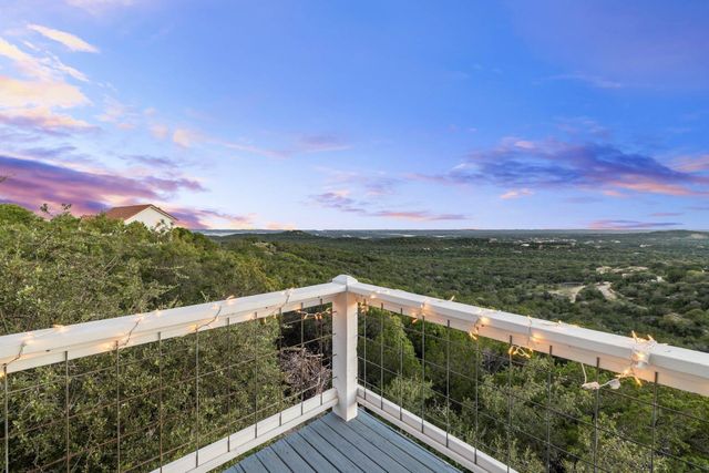 8132 Breeze WAY, Jonestown, TX 78645
