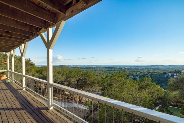 8132 Breeze WAY, Jonestown, TX 78645