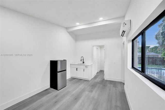 1239 SW 29th Terrace, Fort Lauderdale, FL 33312