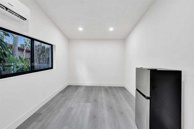 1239 SW 29th Terrace, Fort Lauderdale, FL 33312