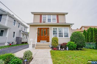 14 Burnett Place, Nutley, NJ 07110