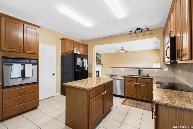 823 Creek Pebble, San Antonio, TX 78253