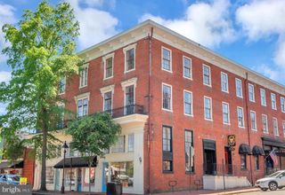 200 HANOVER ST #2B, Fredericksburg, VA 22401