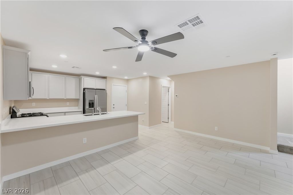 10773 Evelyn Yard Court, Las Vegas, NV 89166 — photo 2