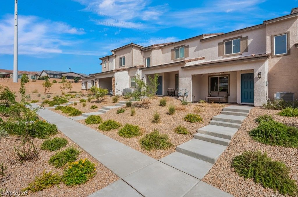 10773 Evelyn Yard Court, Las Vegas, NV 89166 — photo 4