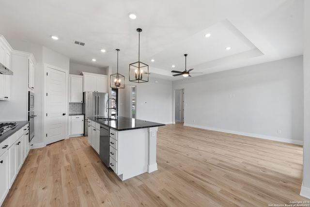 191 Azalea Alley, Castroville, TX 78009