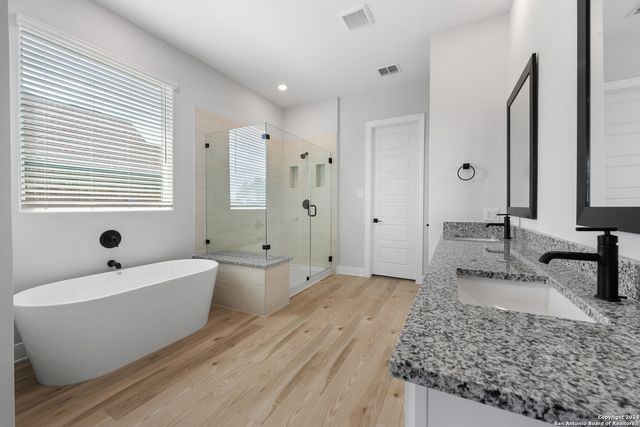 191 Azalea Alley, Castroville, TX 78009