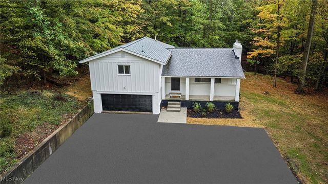 9035 Wallings Road, North Royalton, OH 44133