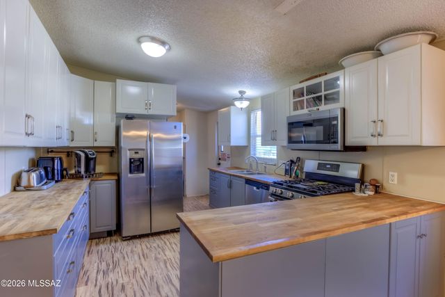 2722 W Diamond Street, Tucson, AZ 85705