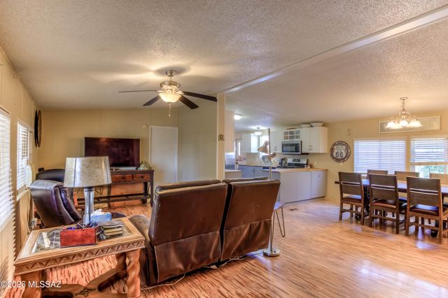 2722 W Diamond Street, Tucson, AZ 85705