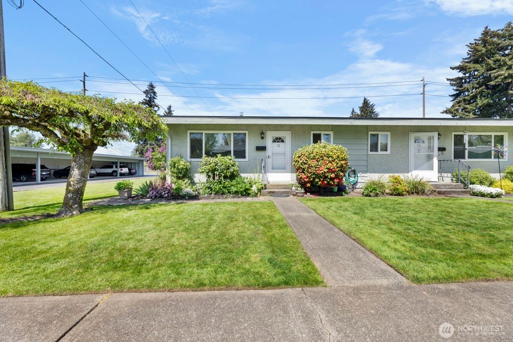 1100 7th Avenue SE #12, Puyallup, WA 98372