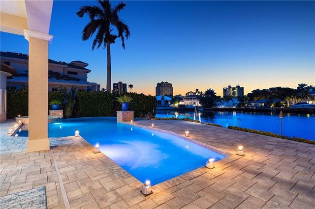 345 Devils Bight, Naples, FL 34103