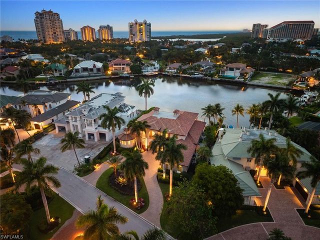345 Devils Bight, Naples, FL 34103