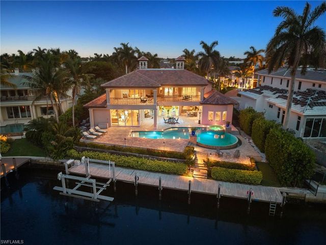 345 Devils Bight, Naples, FL 34103