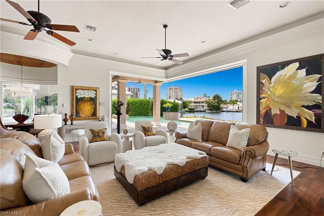 345 Devils Bight, Naples, FL 34103