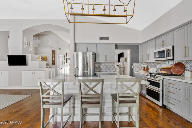 6550 E ROLAND Street, Mesa, AZ 85215