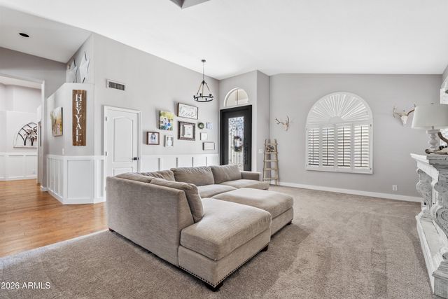 6550 E ROLAND Street, Mesa, AZ 85215