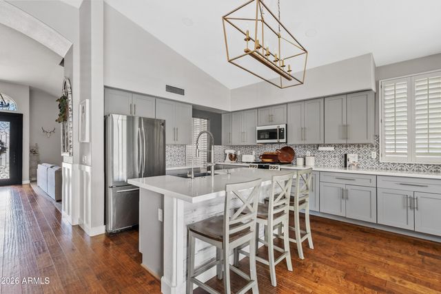 6550 E ROLAND Street, Mesa, AZ 85215