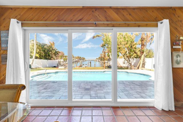 1902 Mimosa Avenue, Fort Pierce, FL 34949