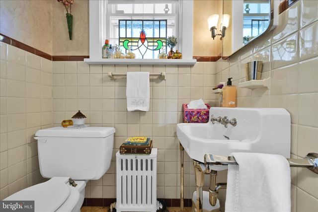 710 WILSON DR, Lancaster, PA 17603