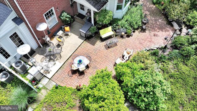 710 WILSON DR, Lancaster, PA 17603