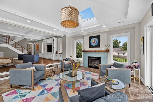 842 Linda Lane, Charlotte, NC 28211