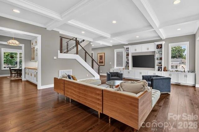 842 Linda Lane, Charlotte, NC 28211
