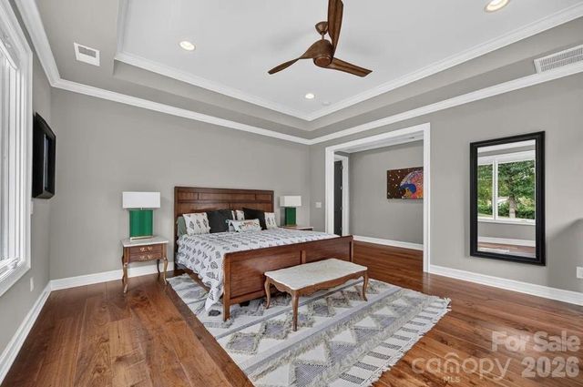 842 Linda Lane, Charlotte, NC 28211