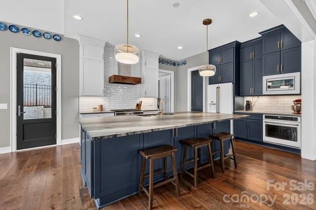 842 Linda Lane, Charlotte, NC 28211