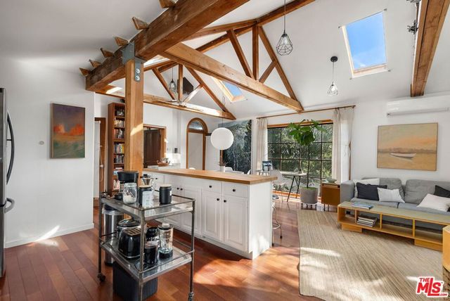 19583 19583 Bowers Dr, Topanga, CA 90290