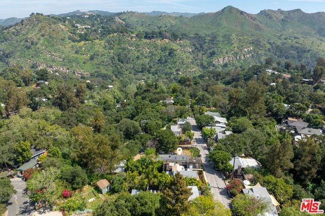 19583 19583 Bowers Dr, Topanga, CA 90290