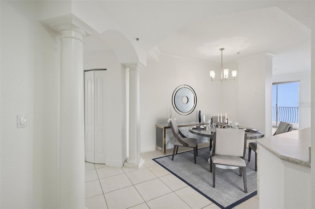 Image 6 of property listing at 750 4TH AVENUE S 502, St Petersburg, FL 33701