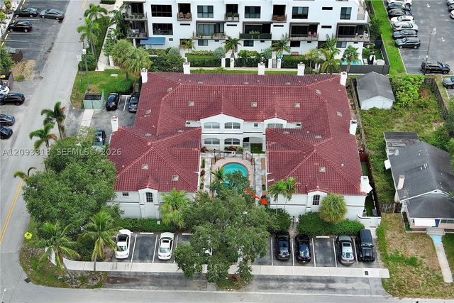 801 NE 1st St 9, Fort Lauderdale, FL 33301