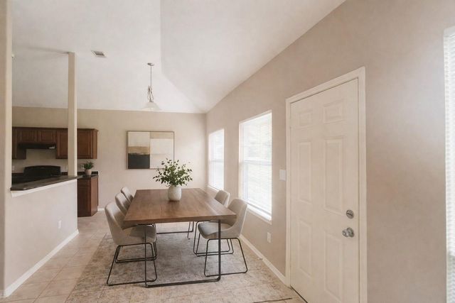 9104 N Green River Drive A, Houston, TX 77078