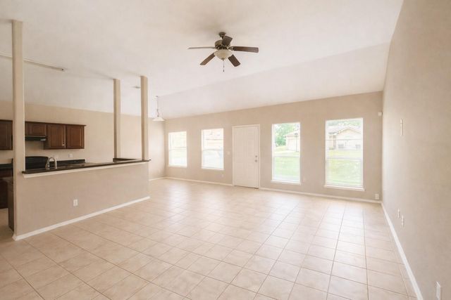 9104 N Green River Drive A, Houston, TX 77078