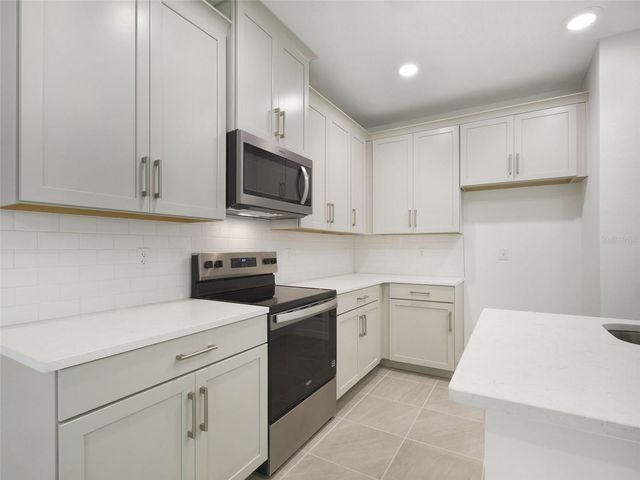 1649 GREENLEAF WOOD COVE, Oviedo, FL 32765