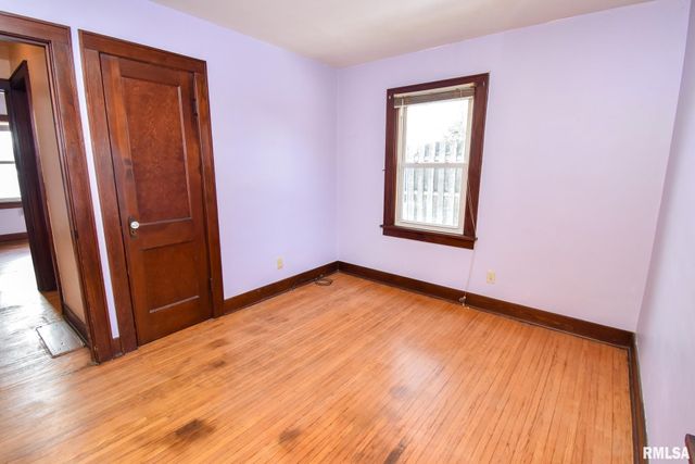 1005 PEORIA Street, Washington, IL 61571