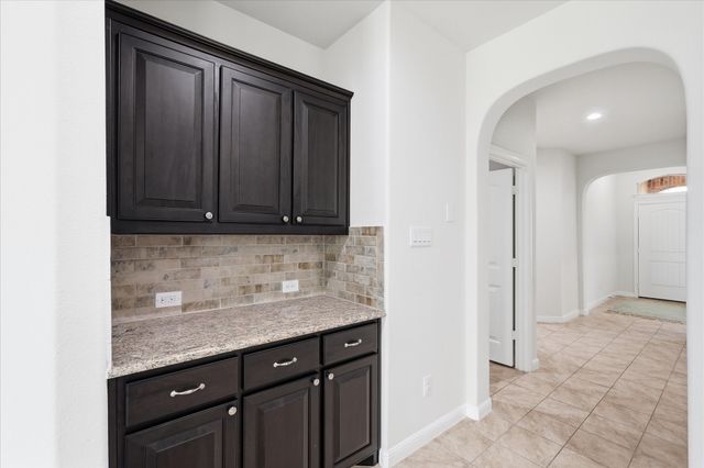 4312 Lost Creek Road, Denton, TX 76210