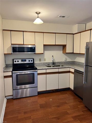 4722 Race ST, Portsmouth, VA 23701