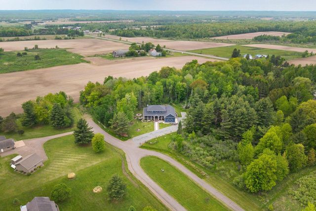 W6880 Maplewood Lane, Medford, WI 54451