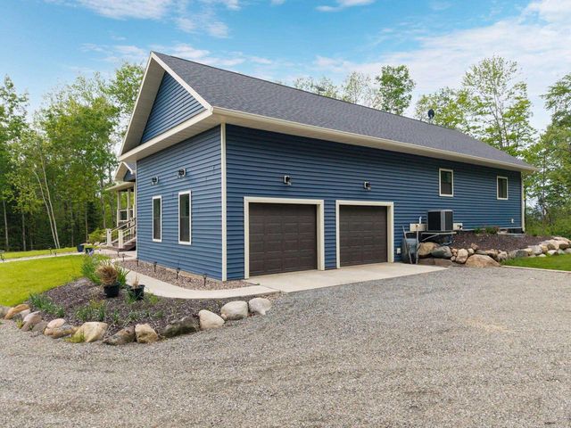 W6880 Maplewood Lane, Medford, WI 54451