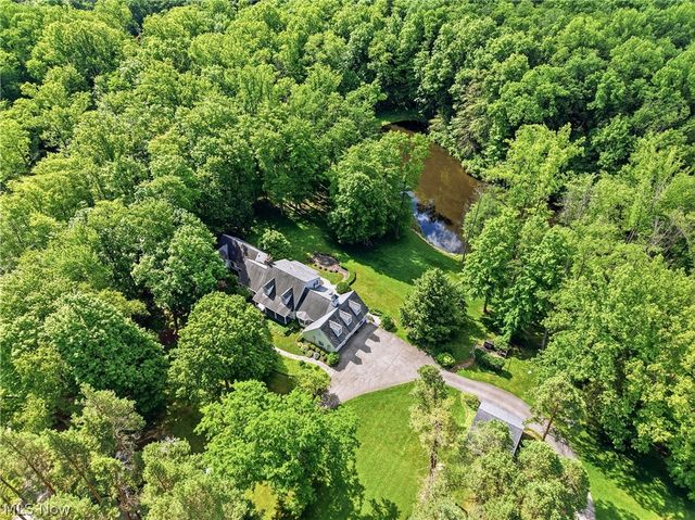 9823 Music Street, Novelty, OH 44072
