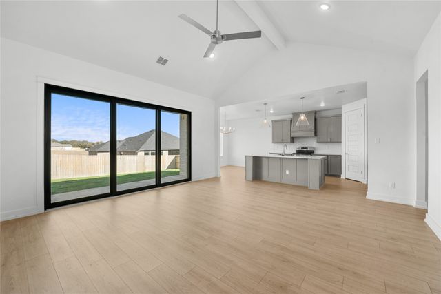 305 Boots Court, Lorena, TX 76655