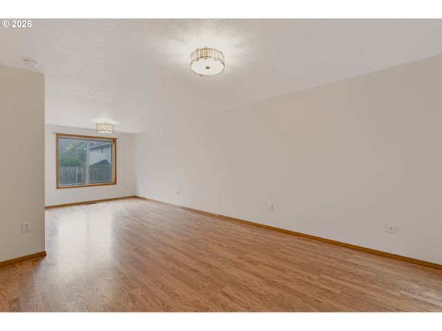 10021 Ne 20TH St, Vancouver, WA 98664
