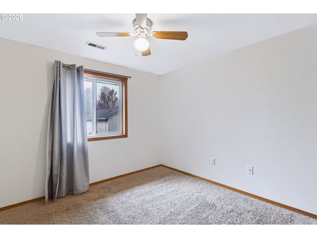 10021 Ne 20TH St, Vancouver, WA 98664